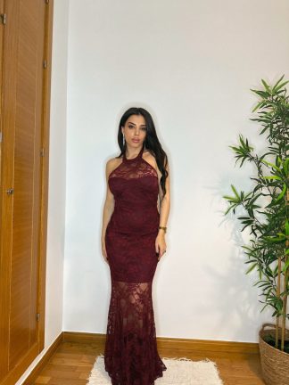 VESTIDO ENCAJE COLOR VINO